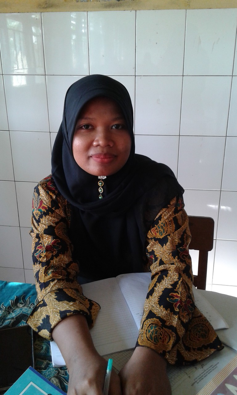 <center><br>Dita Suryawati</center>